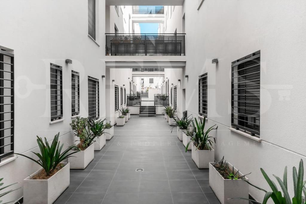 Inviting Apartment In The Center By Rems Málaga Exterior foto